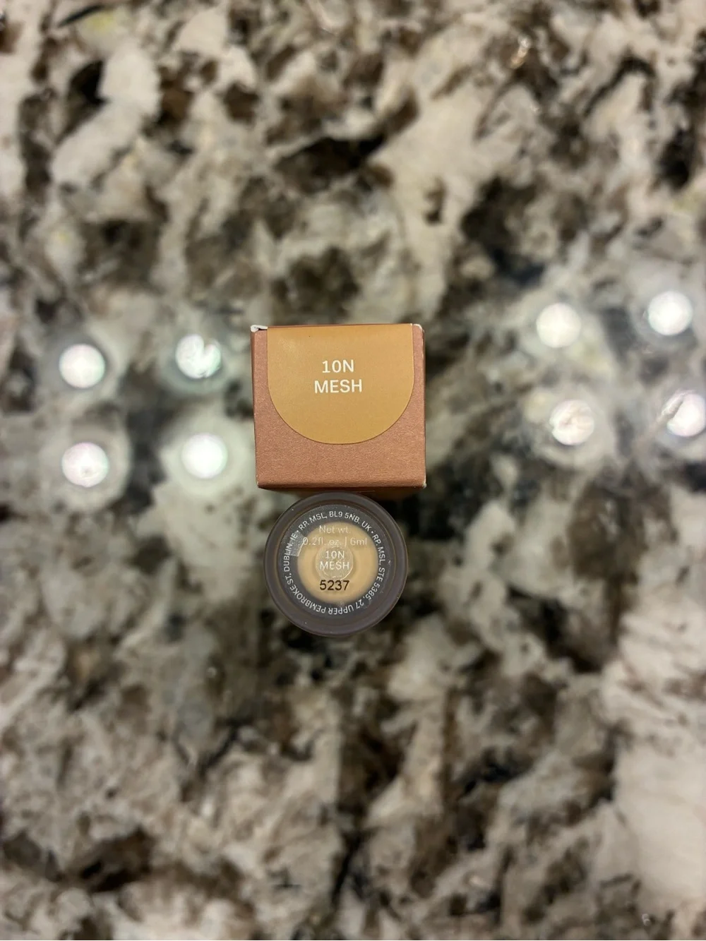 ILIA Skin Blur Serum Concealer – 10N Mesh